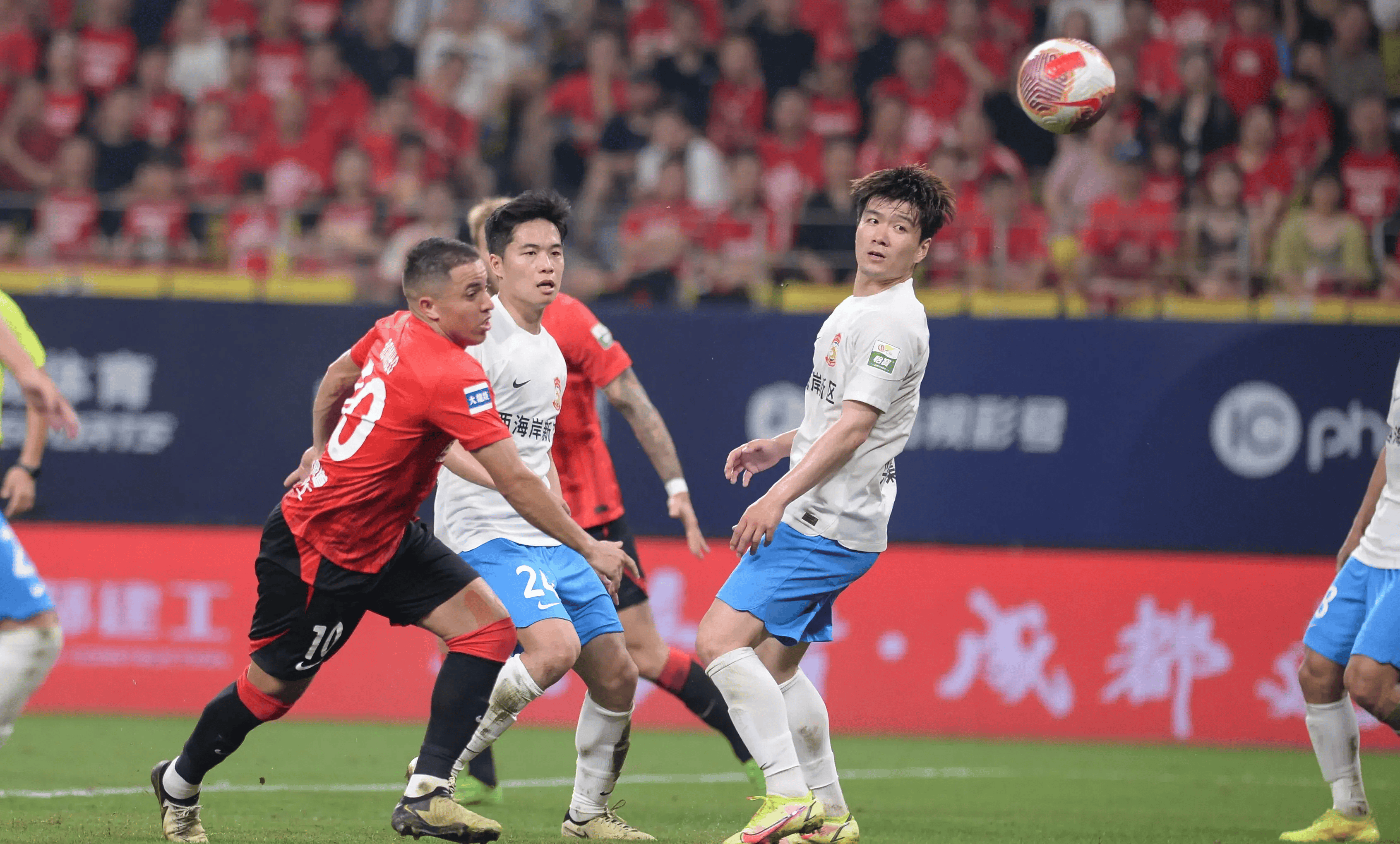 中国足球推动“足球+”多元融合发展战略