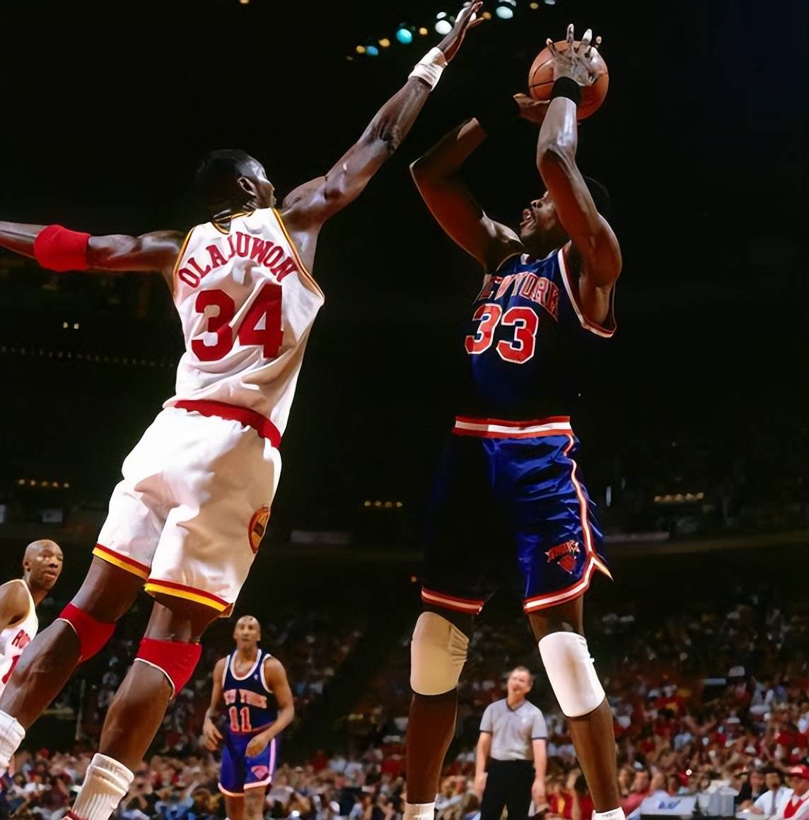 “历史回顾：NBA几十年来的十大经典封盖”