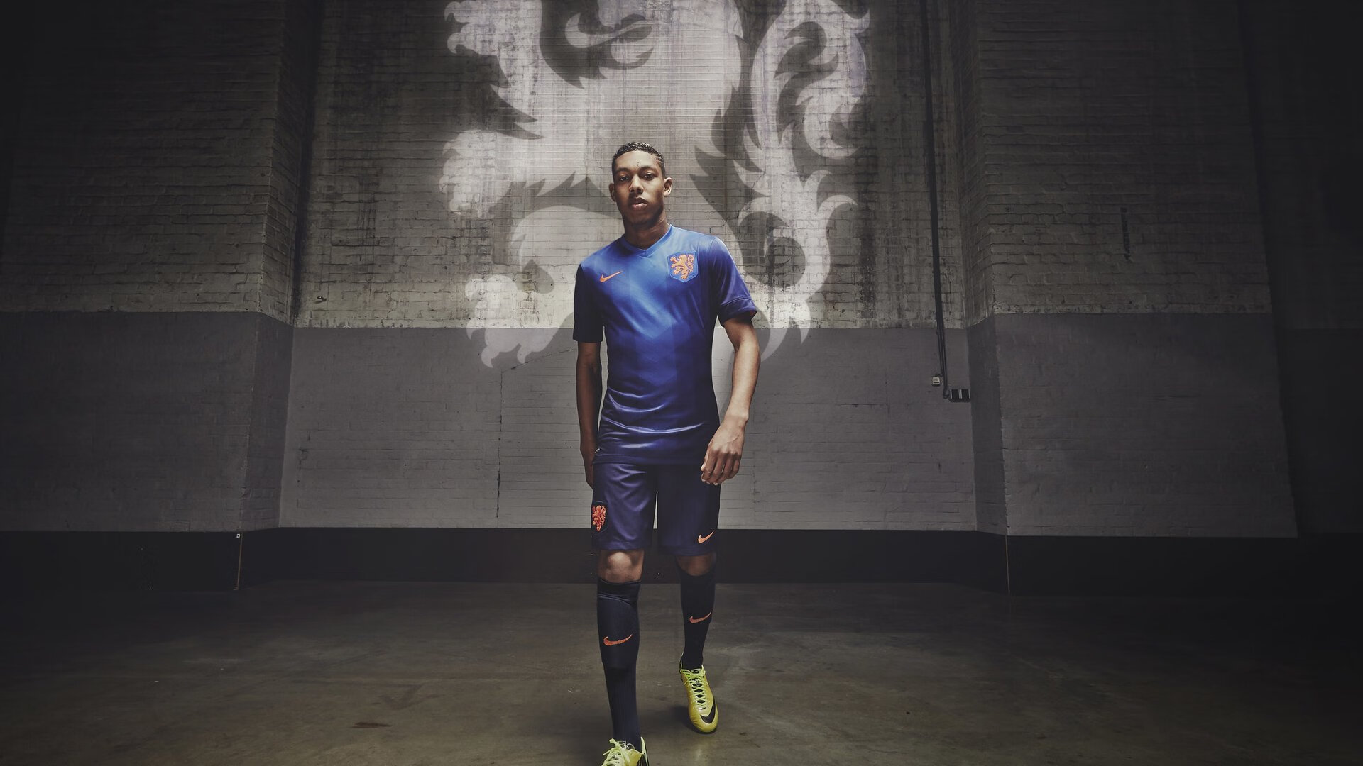 乐鱼体育App下载-热刺新帅战略奏效，战术变化带来胜利，热刺新星